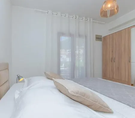 Roza Apartment Baska Voda Exterior photo